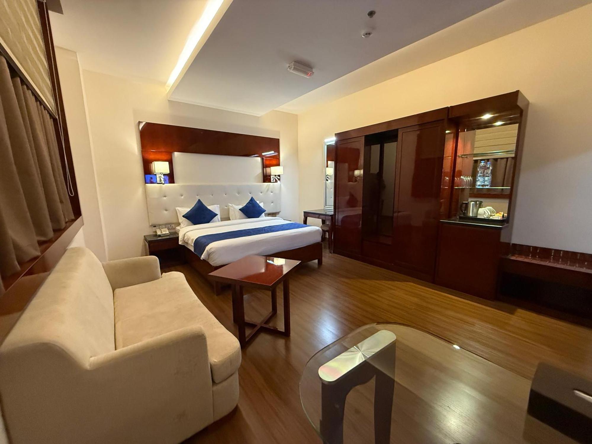 Hotel Golden Tulip Headington Maskat Zewnętrze zdjęcie
